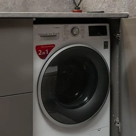 Urban Chic 2bdrm Aptmt Close To The Centre * 塞萨洛尼基