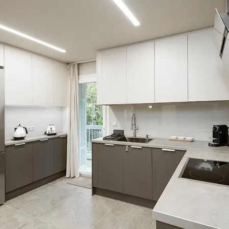 Urban Chic 2bdrm Aptmt Close To The Centre 公寓 塞萨洛尼基