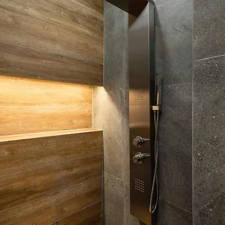 Urban Chic 2bdrm Aptmt Close To The Centre 塞萨洛尼基