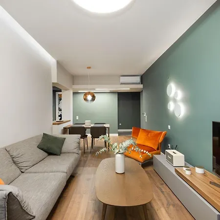Urban Chic 2bdrm Aptmt Close To The Centre *